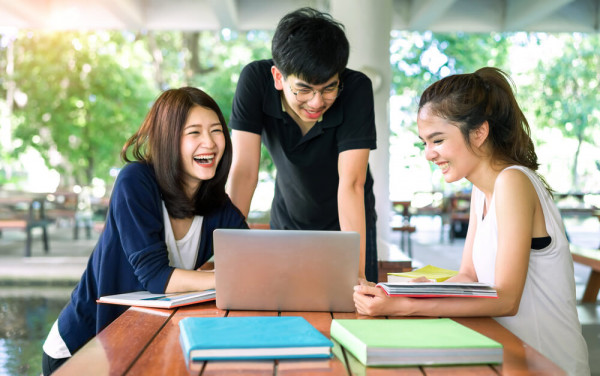 Berapa Lama Kuliah S1 Kelas Karyawan